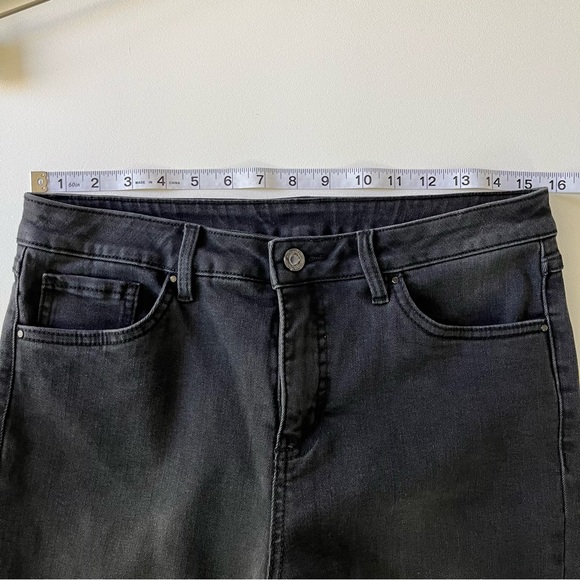 Joseph Ribkoff Cropped Embellished Hem Laser Detail Black Denim Jean - Picture 8 of 13